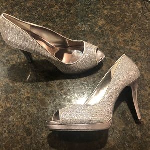 Nine West Silver Heels